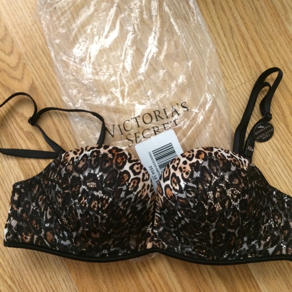 New Victoria’s Secret Bombshell Bra 32B